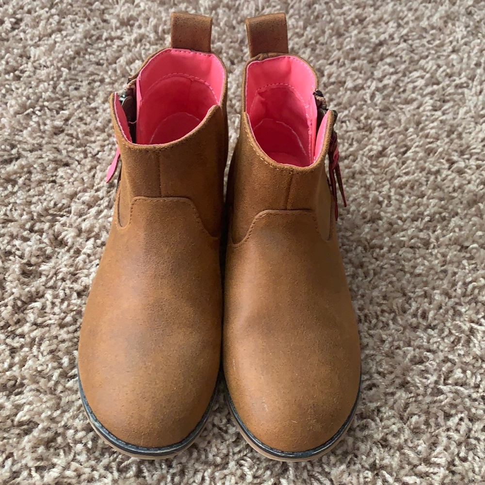 Cat & Jack ankle boots for girls
